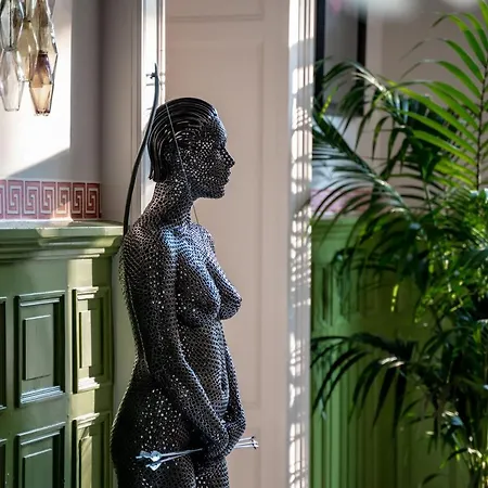 Chateau De - Luxurious & Fiac