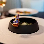 Chateau De - Luxurious & 4*