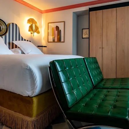 Chateau De - Luxurious &