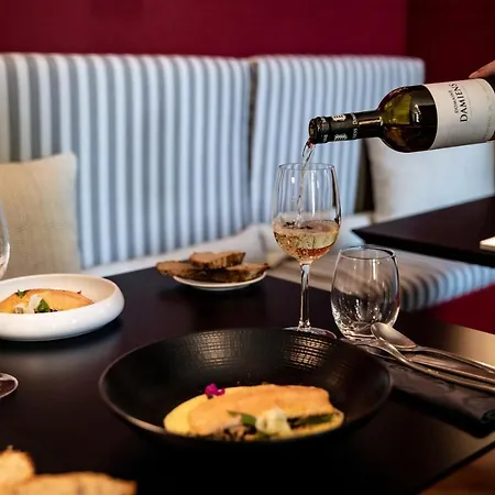 Chateau De - Luxurious & 酒店 Fiac