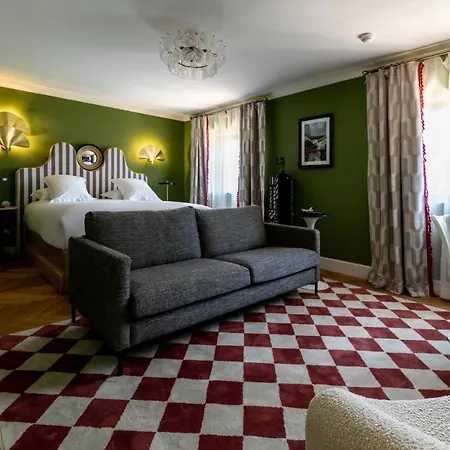 Chateau De - & 4* Fiac