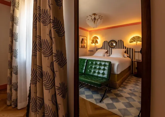 Hotel Chateau De - Luxurious & 4*