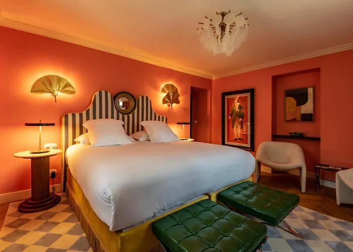 Chateau De - Luxurious & Hotel Fiac