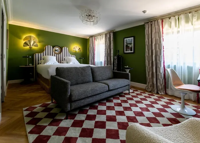 Chateau De - Luxurious & 4* Fiac