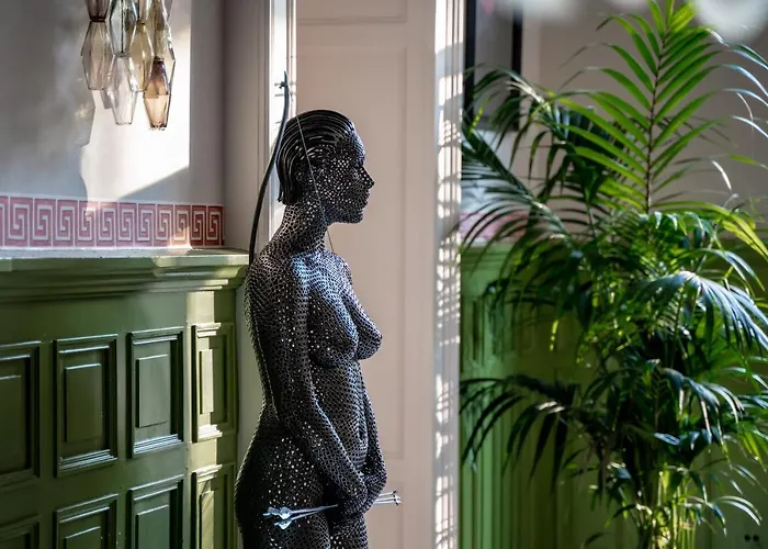 Chateau De - Luxurious & Fiac