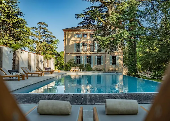 Chateau De - Luxurious & Fiac